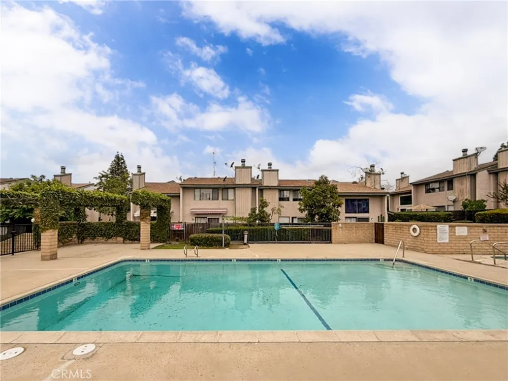 861 S Mountain Ontario, CA 91762