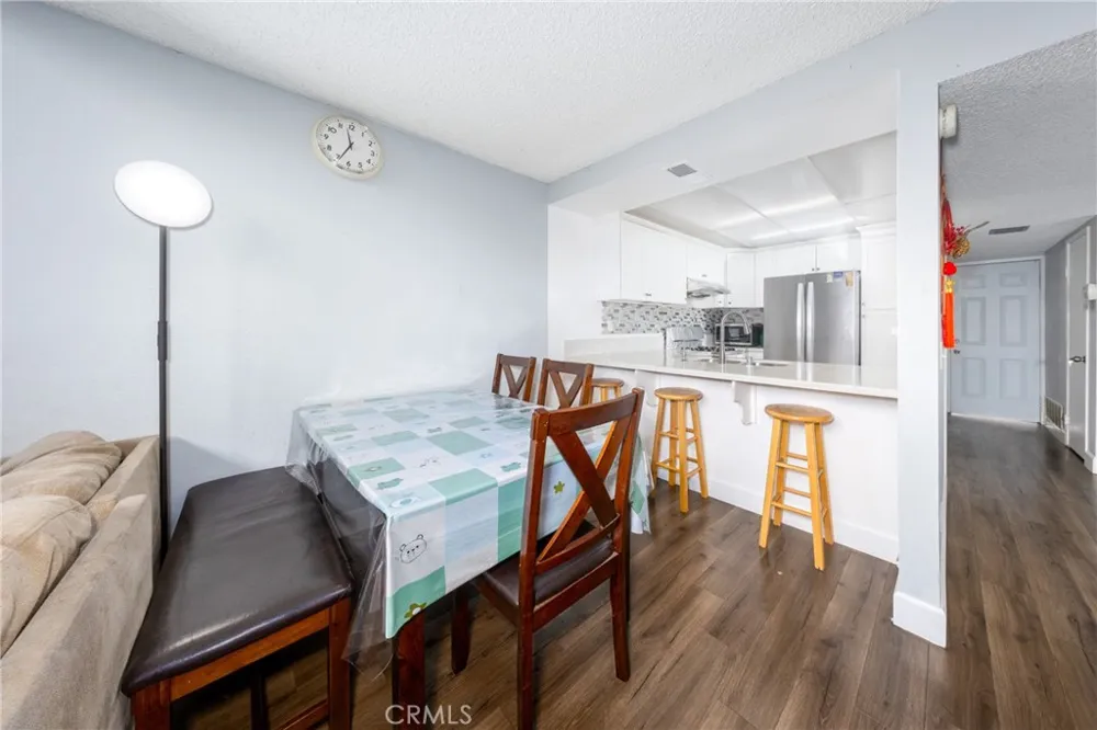 861 S Mountain Ontario, CA 91762