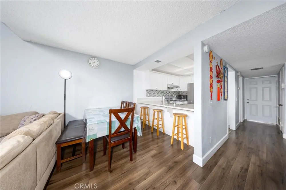 861 S Mountain Ontario, CA 91762
