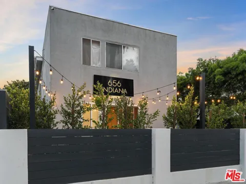 656 Indiana Avenue #2