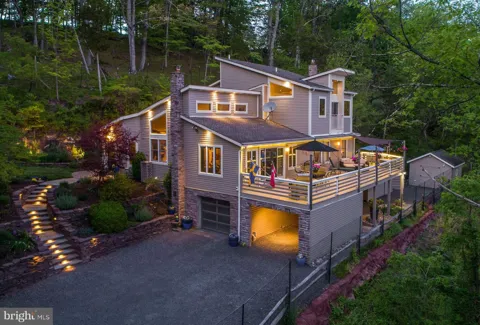 272 HEADQUARTERS ROAD