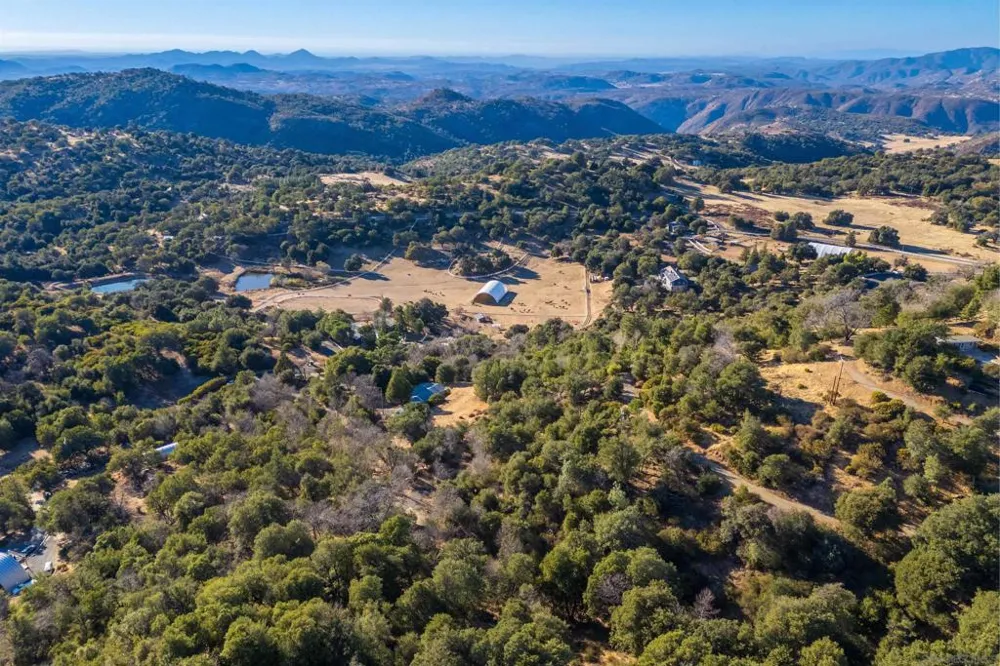 5298 Pine Hills Rd. Julian, CA 92036