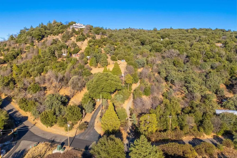 5298 Pine Hills Rd. Julian, CA 92036