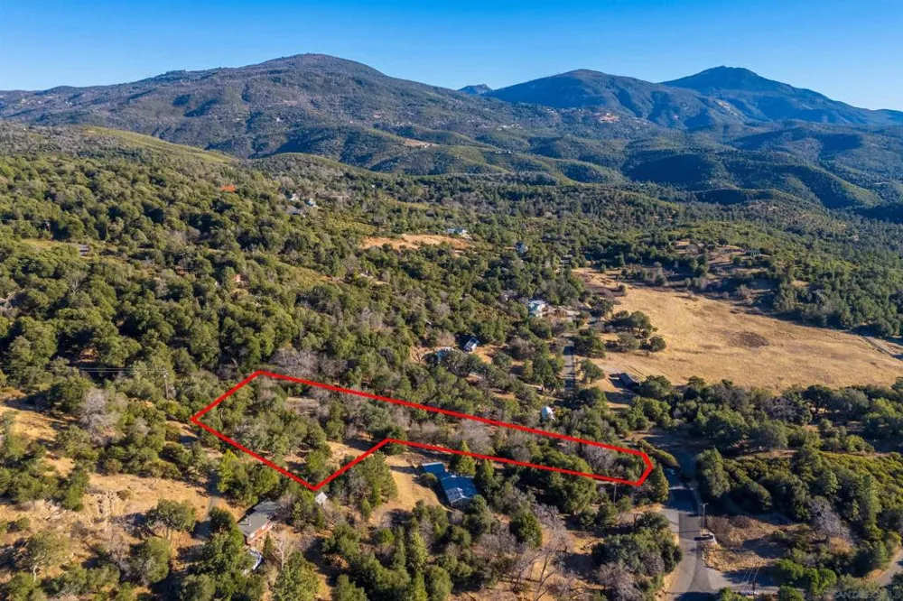 5298 Pine Hills Rd. Julian, CA 92036