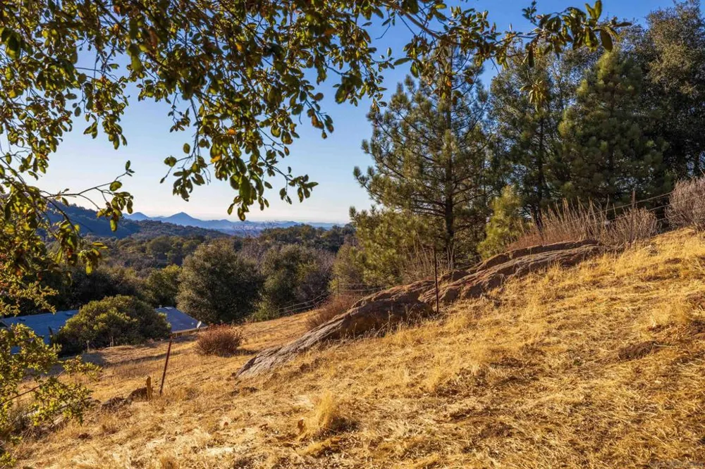 5298 Pine Hills Rd. Julian, CA 92036