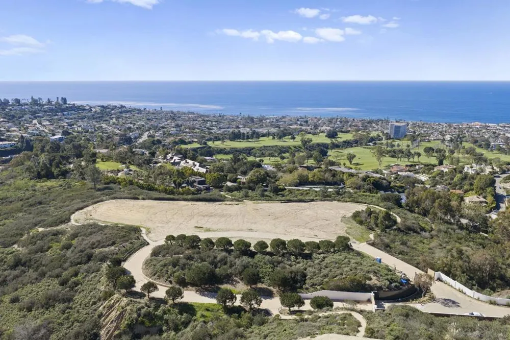 7151 Romero Loop La Jolla, CA 92037