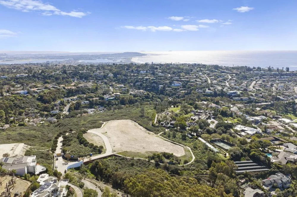 7151 Romero Loop La Jolla, CA 92037
