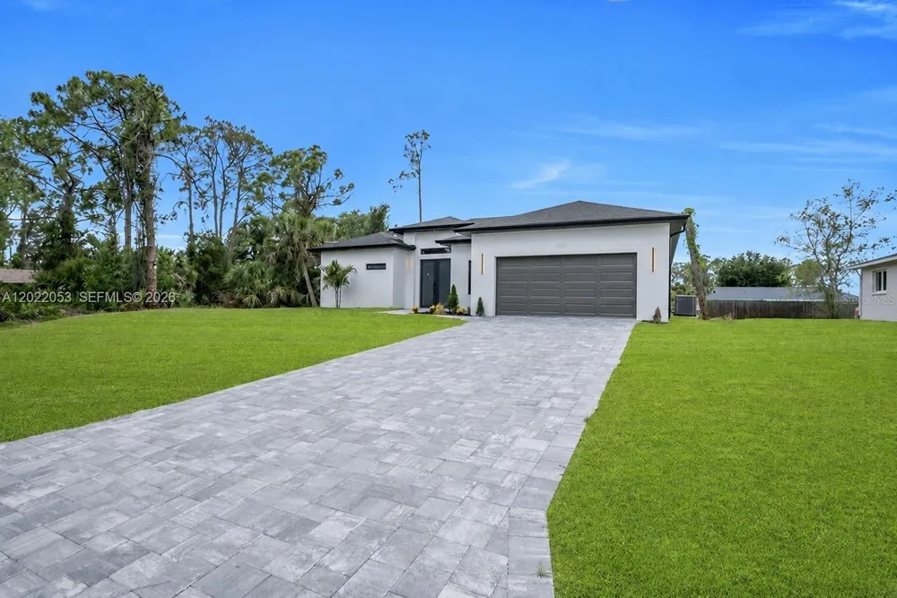 3286 EAGLE PASS ST North Port, FL 34286
