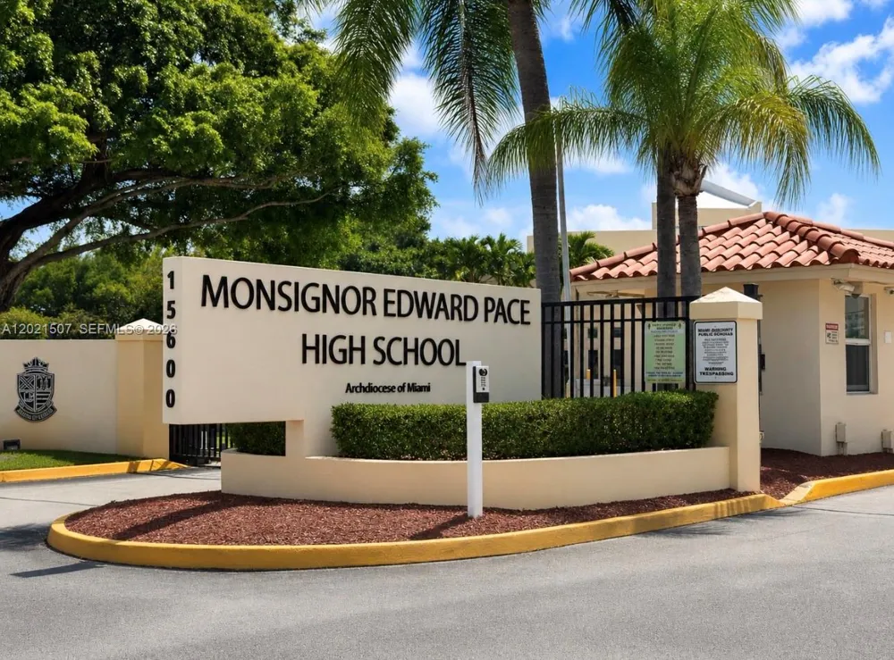 16301 NW 32nd Ave Miami Gardens, FL 33054