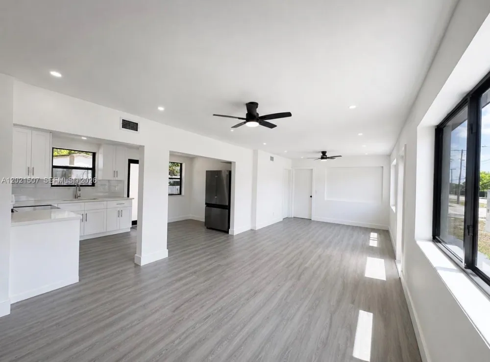 16301 NW 32nd Ave Miami Gardens, FL 33054