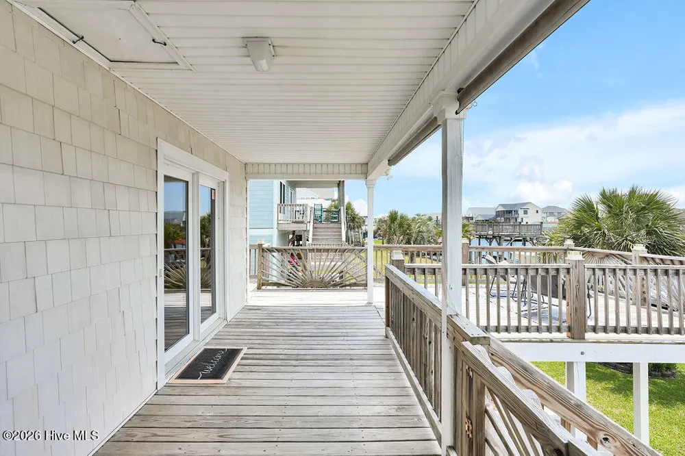4069 4th Street Surf City, NC 28445