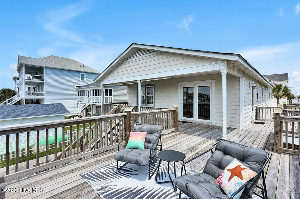 4069 4th Street Surf City, NC 28445