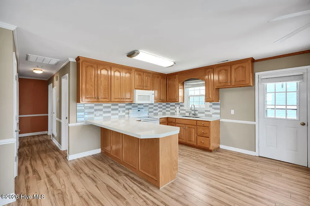 4069 4th Street Surf City, NC 28445