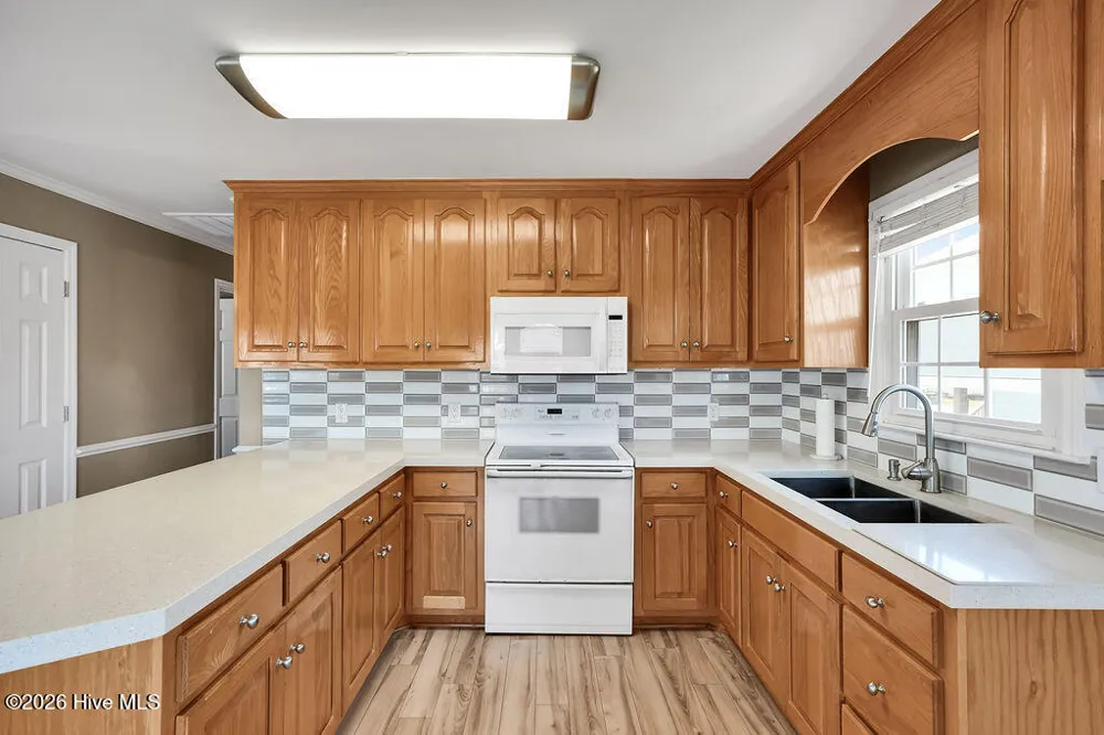 4069 4th Street Surf City, NC 28445