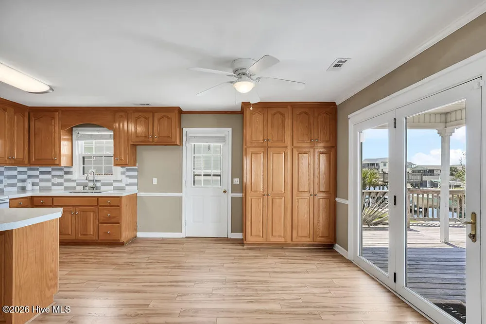 4069 4th Street Surf City, NC 28445