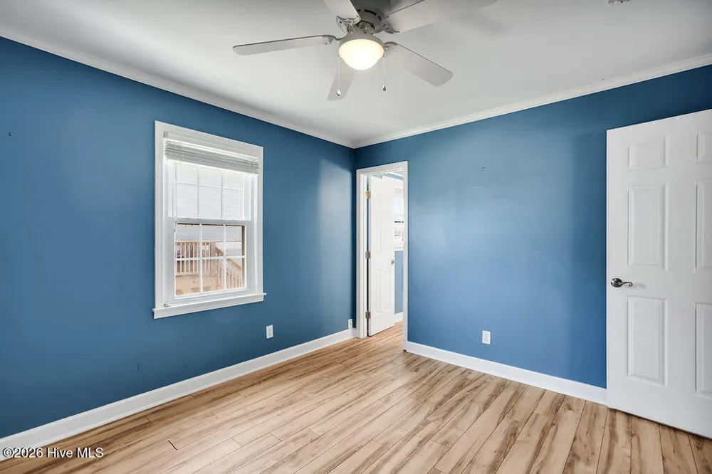 4069 4th Street Surf City, NC 28445