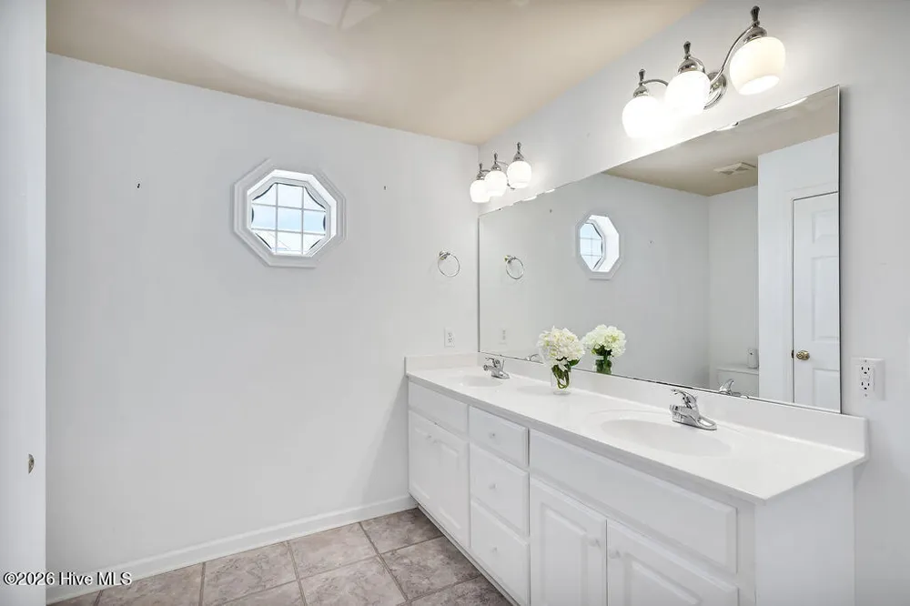 4069 4th Street Surf City, NC 28445