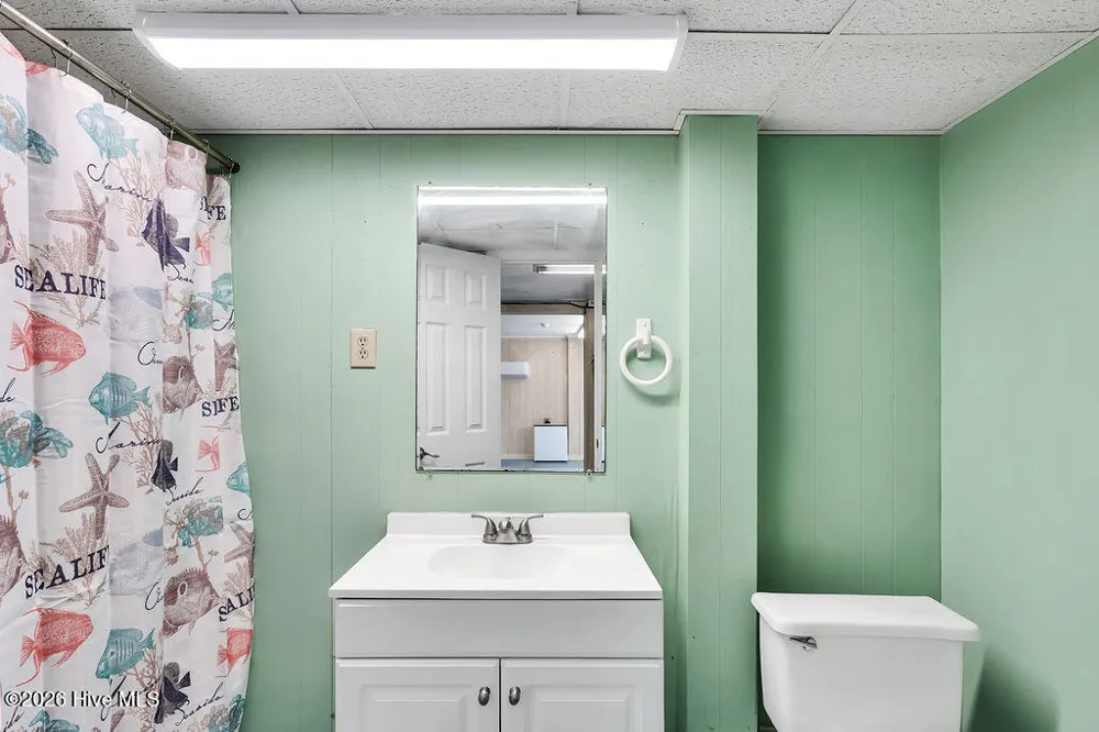 4069 4th Street Surf City, NC 28445