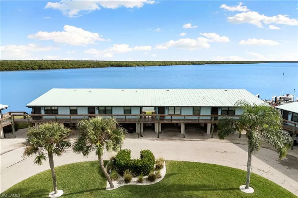 611 Palm Avenue #H36 Goodland, FL 34140