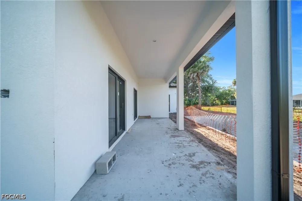 EAGLE PASS STREET North Port, FL 34286