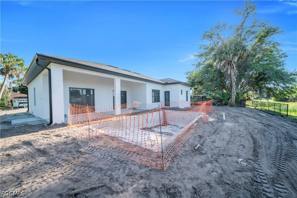 EAGLE PASS STREET North Port, FL 34286