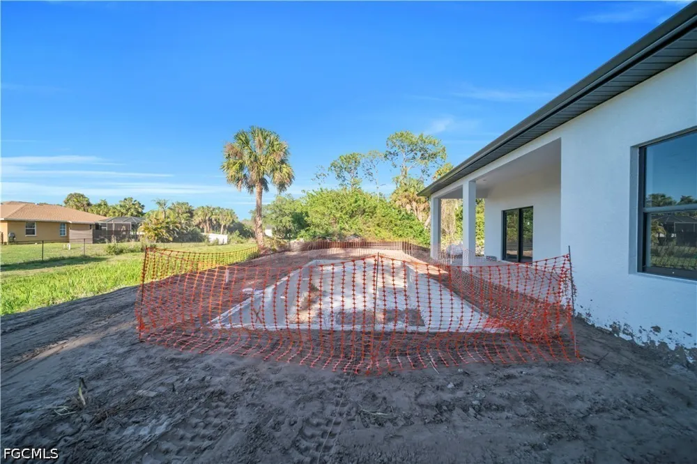 EAGLE PASS STREET North Port, FL 34286