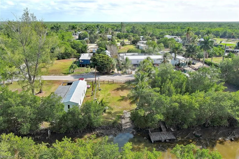 102 Egret Lane Everglades City, FL 34139