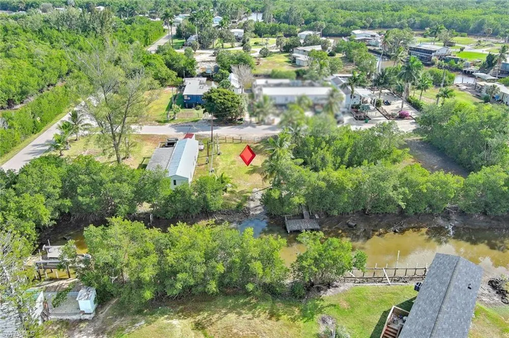 102 Egret Lane Everglades City, FL 34139