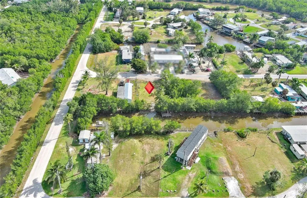 102 Egret Lane Everglades City, FL 34139