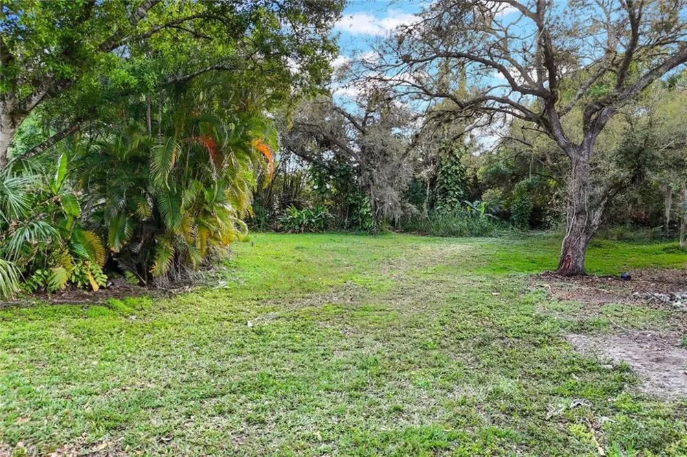 28038 E Brook Circle Bonita Springs, FL 34135