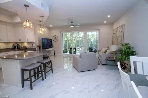 244 Indies Drive E #101