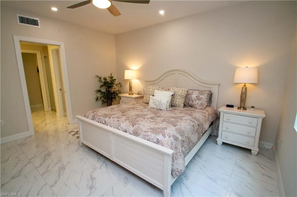 244 Indies Drive E #101 Naples, FL 34114