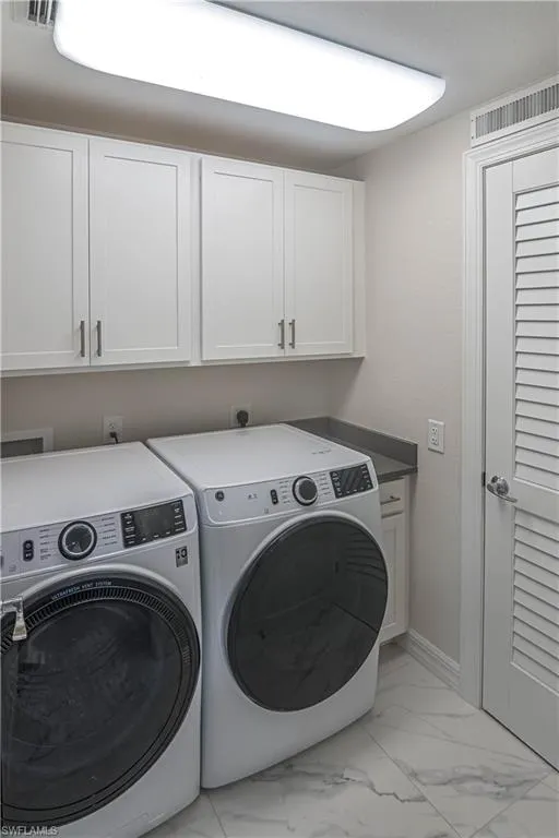 244 Indies Drive E #101 Naples, FL 34114