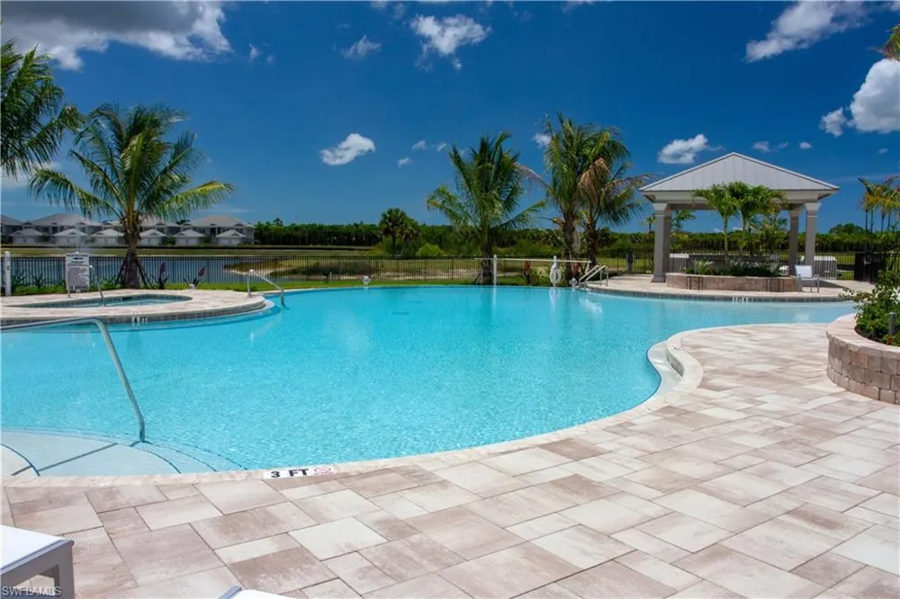 244 Indies Drive E #101 Naples, FL 34114