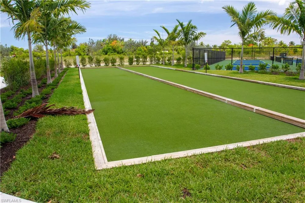 244 Indies Drive E #101 Naples, FL 34114