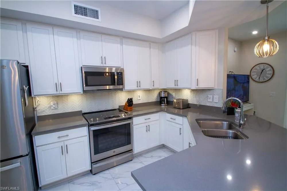 244 Indies Drive E #101 Naples, FL 34114