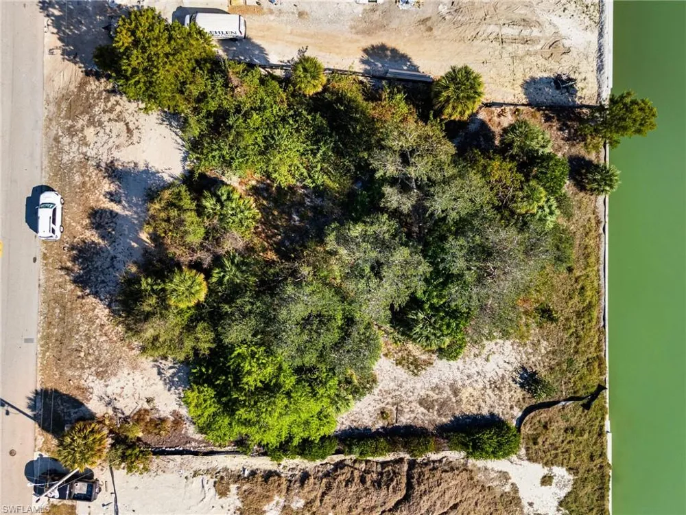 1675 Ludlow Road Marco Island, FL 34145