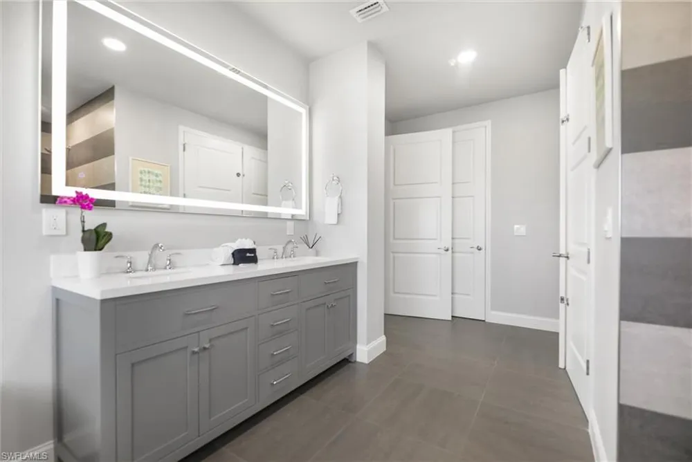 1124 Longifolia Court Captiva, FL 33924