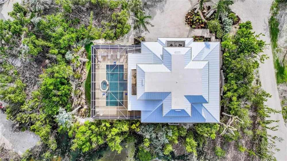 1124 Longifolia Court Captiva, FL 33924