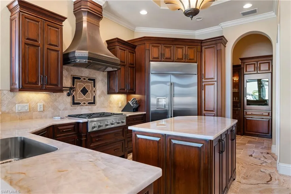 18291 Deep Passage Lane Fort Myers Beach, FL 33931