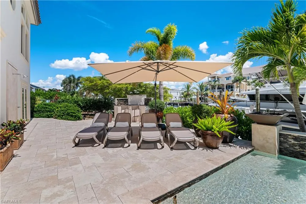 18291 Deep Passage Lane Fort Myers Beach, FL 33931