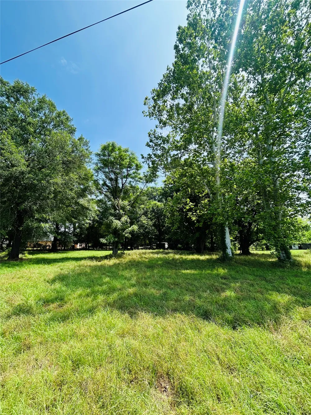 610 6th Street Chandler, TX 75758