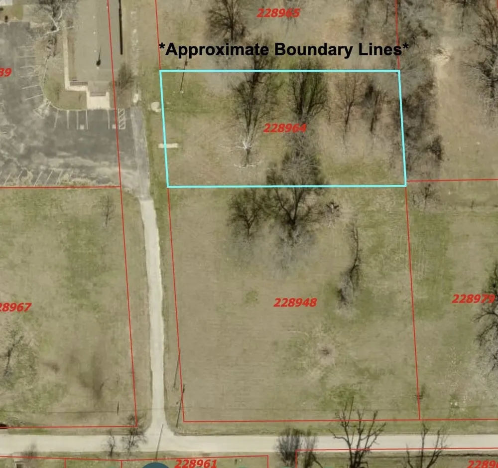 610 6th Street Chandler, TX 75758
