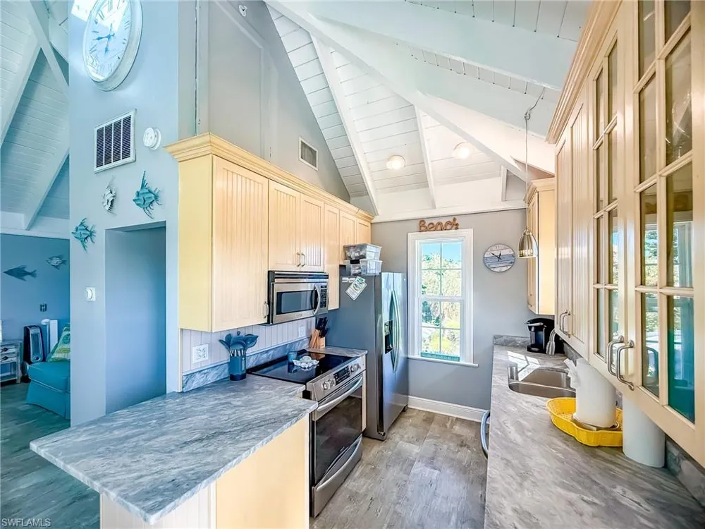 210 White Pelican Drive Upper Captiva, FL 33924