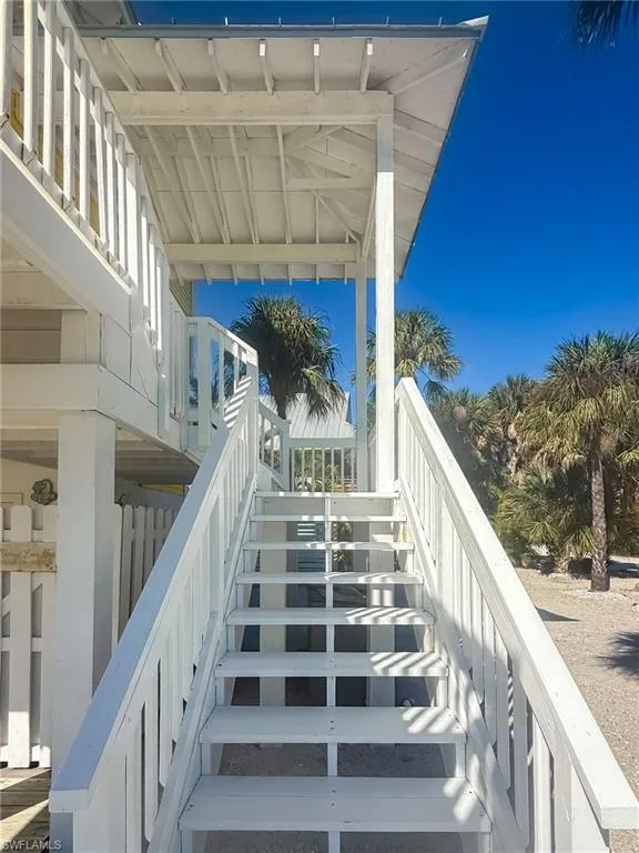 210 White Pelican Drive Upper Captiva, FL 33924