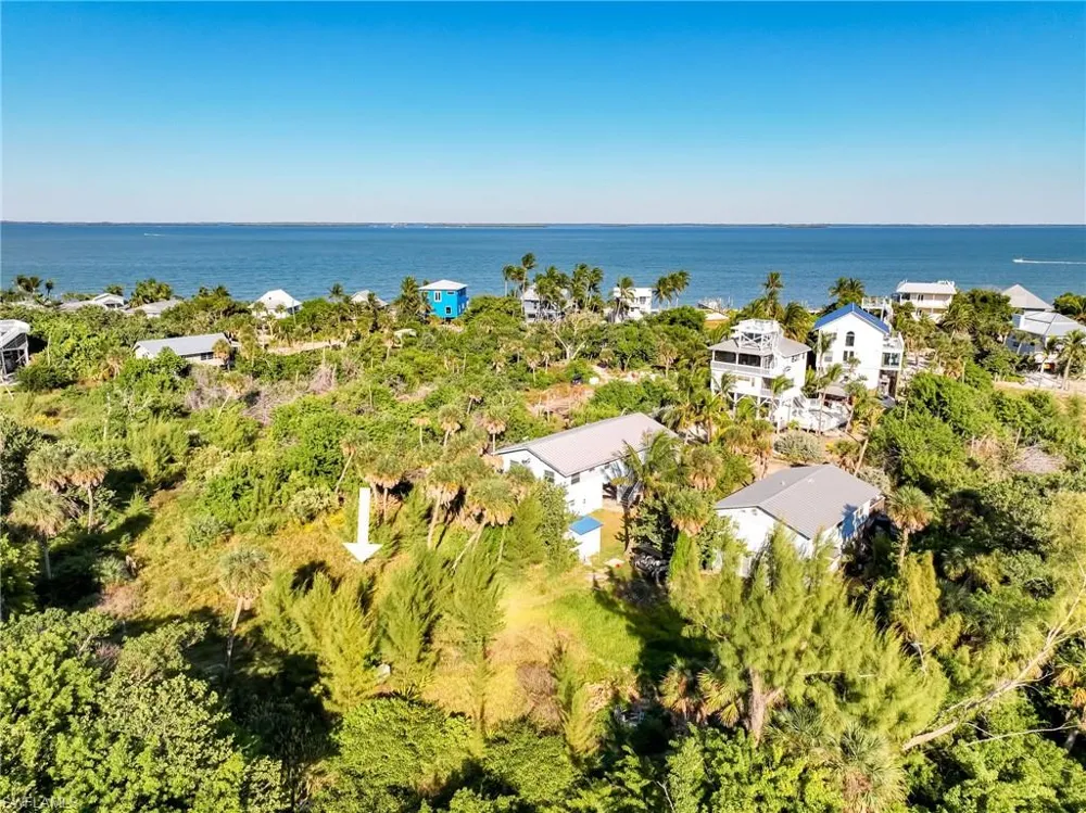 181 Swallow Drive Upper Captiva, FL 33924