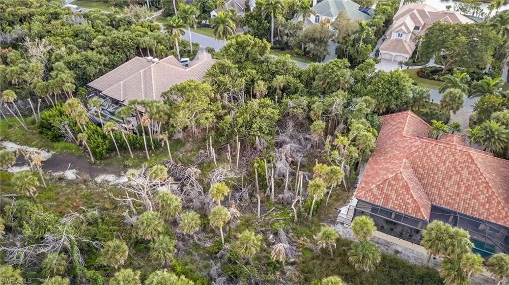 2372 Wulfert Road Sanibel, FL 33957