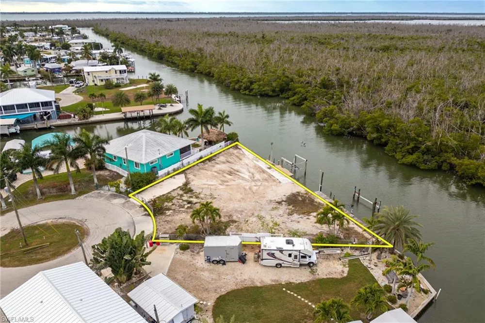 3977 Coconut Drive St. James City, FL 33956