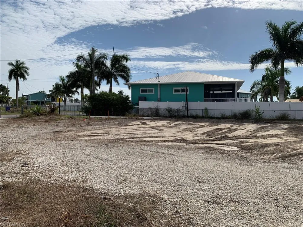 3977 Coconut Drive St. James City, FL 33956