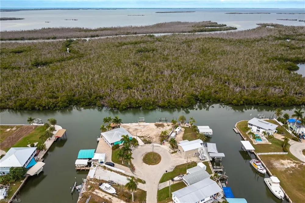 3977 Coconut Drive St. James City, FL 33956